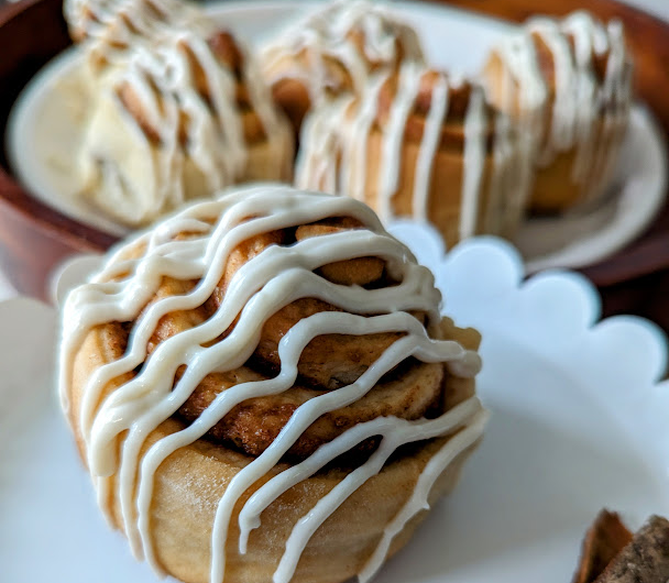 Classic Eggless Cinnamon Rolls